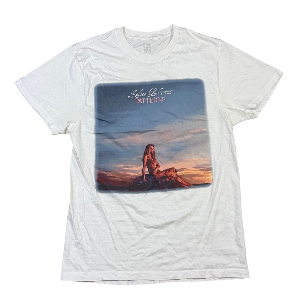 Kelsea Ballerini Patterns Album & Love a Cowboy Graphic T Shirt Bundle Woman's M - Picture 2 of 16